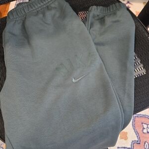Nike Mens Large Dri-Fit Dark Green Swearpants Large NWOT